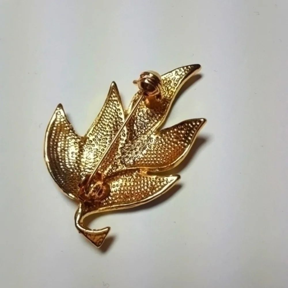 Vintage Enameled Stem Five Petal Brooch Pin